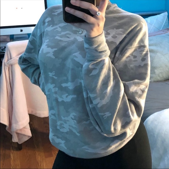 aeropostale crewneck - Picture 2 of 2